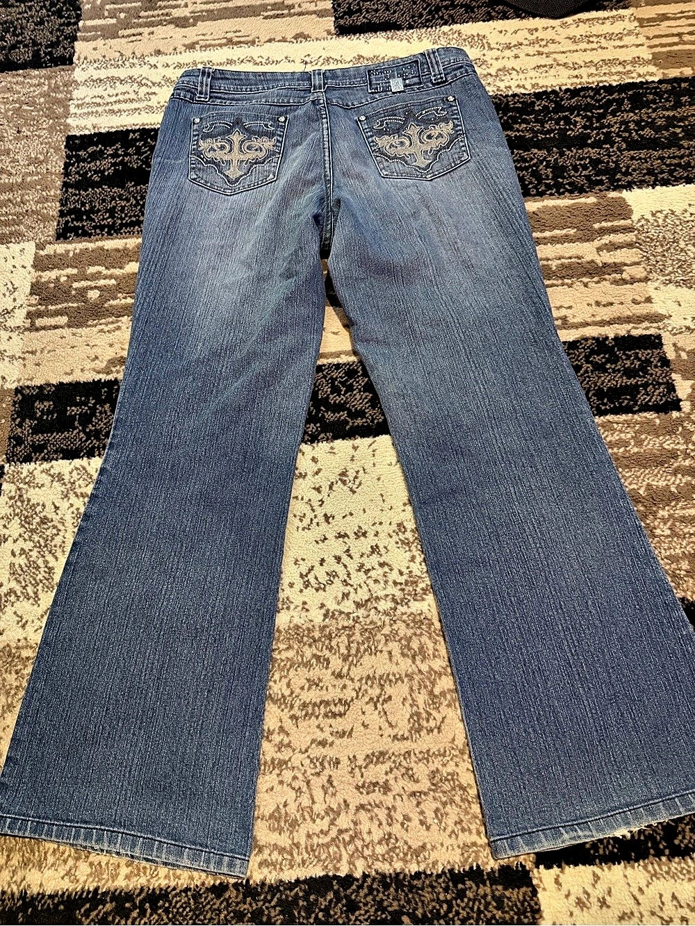 Women’s cross embroidered & bedazzled Flare Jeans in Blue